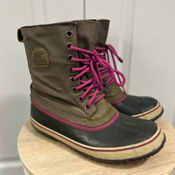 Ladies Sorel Winter Boots - Picture 1 of 8